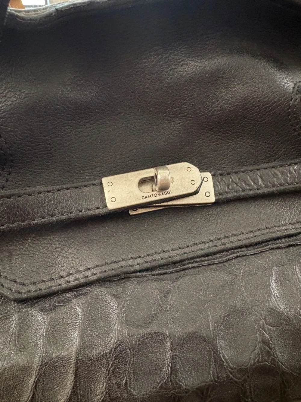 Campomaggi Larice Shopping Embossed Leather Bag in Black
